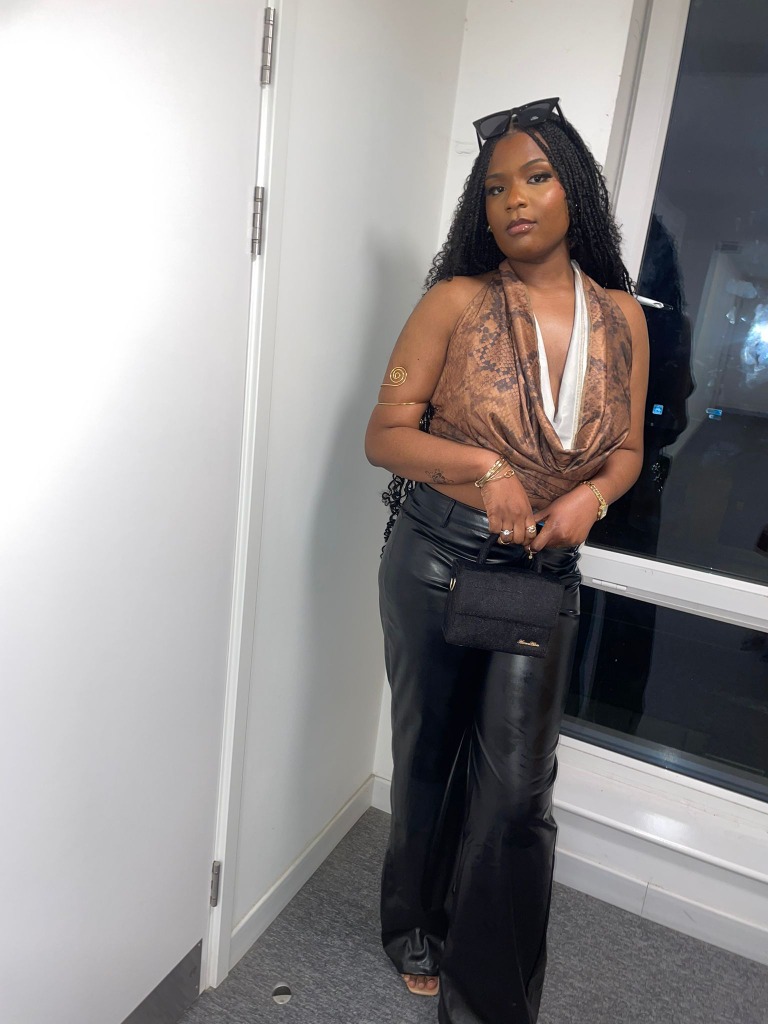 The Velvet — Burgundy